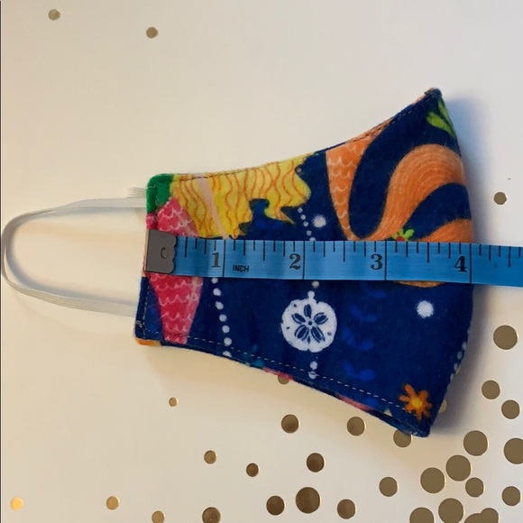 Polyester handmade mask - Picture 6 of 7